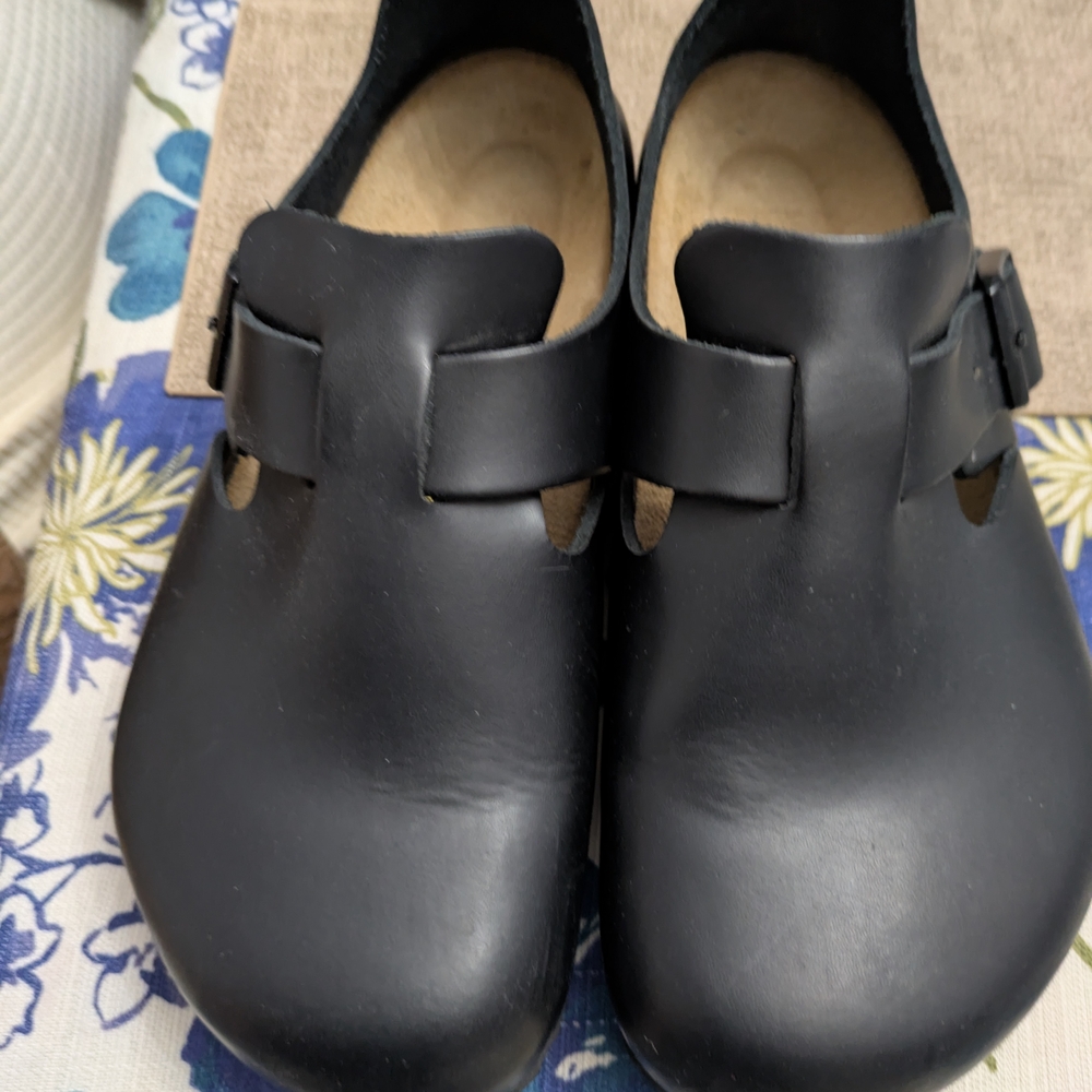 Birkenstock Black Leather Mules